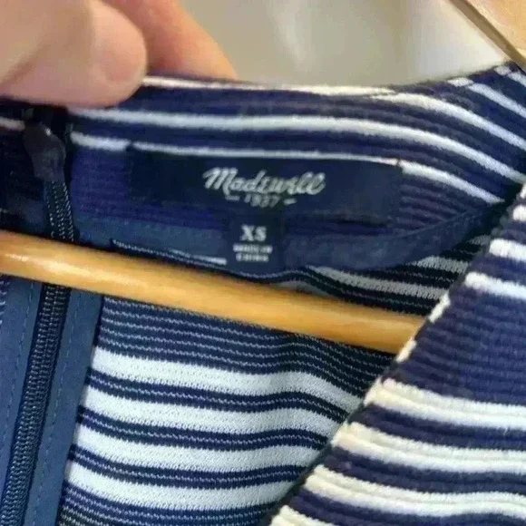 Madewell Gallerist Ponte V-Neck Dress Size XS - Picture 6 of 14